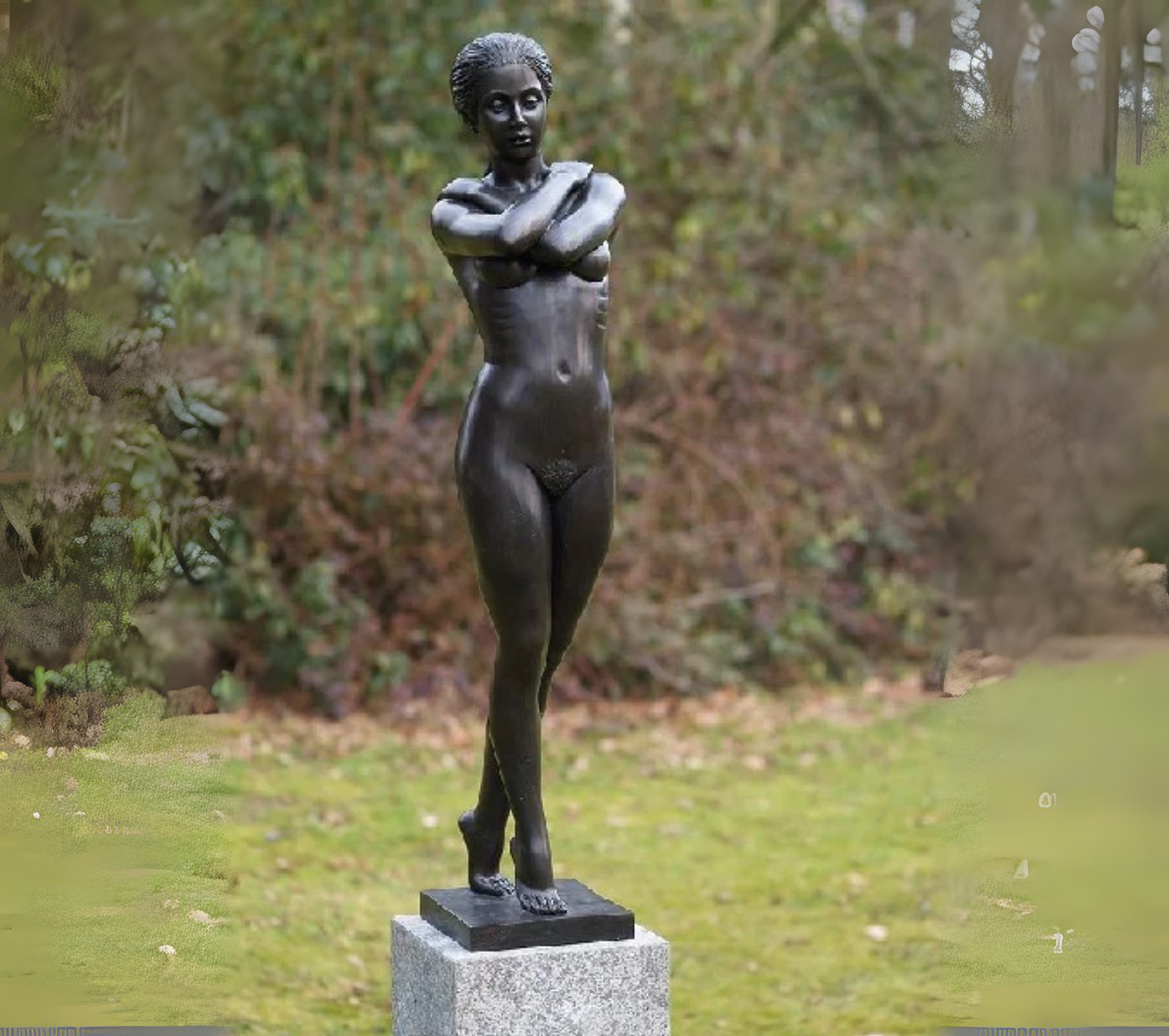 Bronzen beeld vrouw