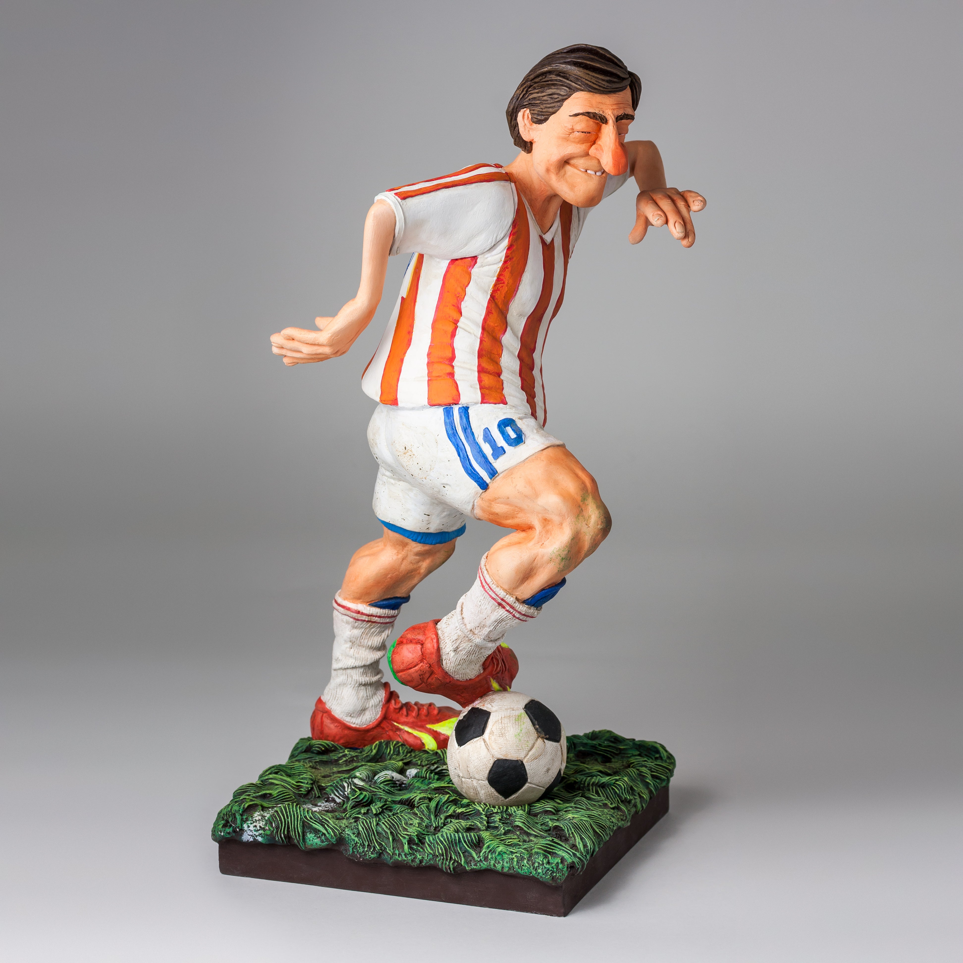 The Football / Soccer Player - Le Joueur de Football - GardenArts